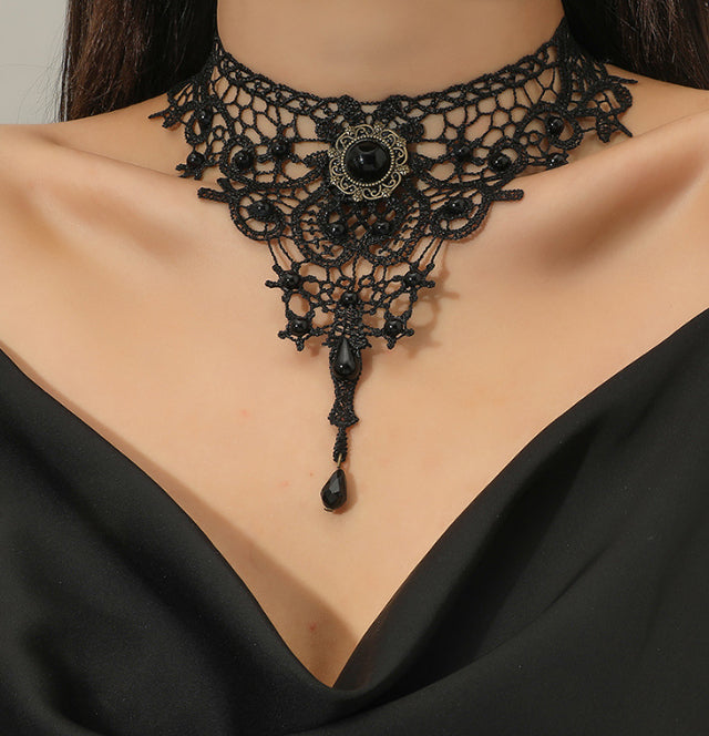 Necklace 77