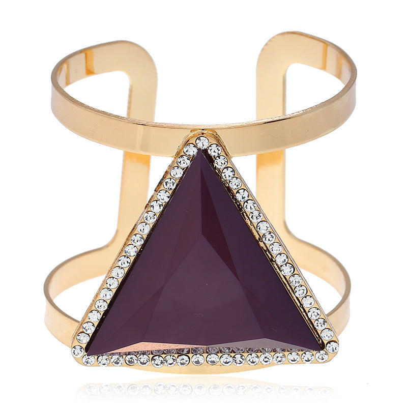 Exaggerated metal jewelry bracelet