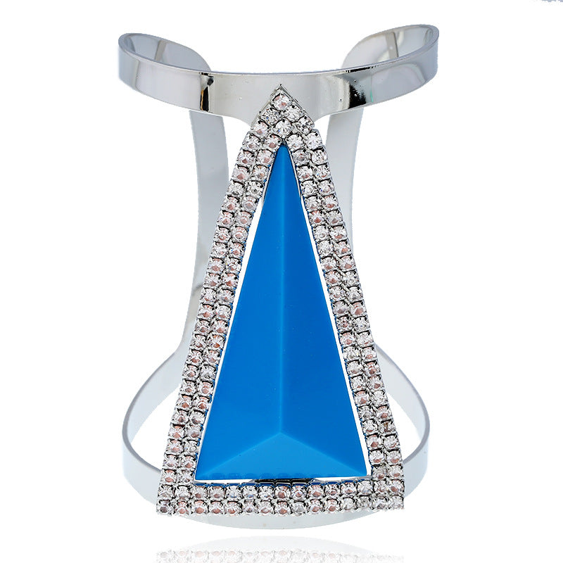 Exaggerated metal jewelry bracelet